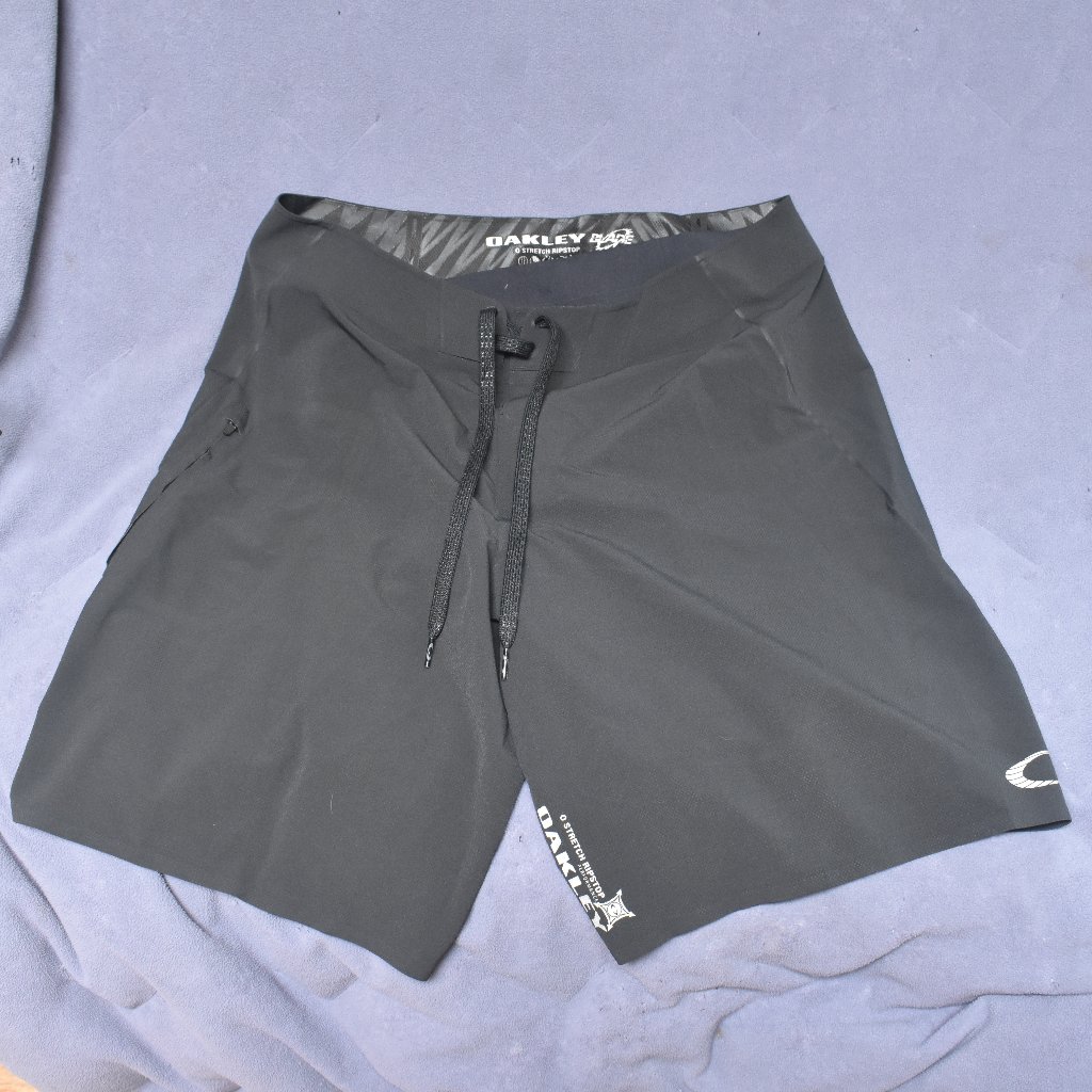 Oakley Blade 4 Boardshorts With Compression Liner Black Us Men's Preowned